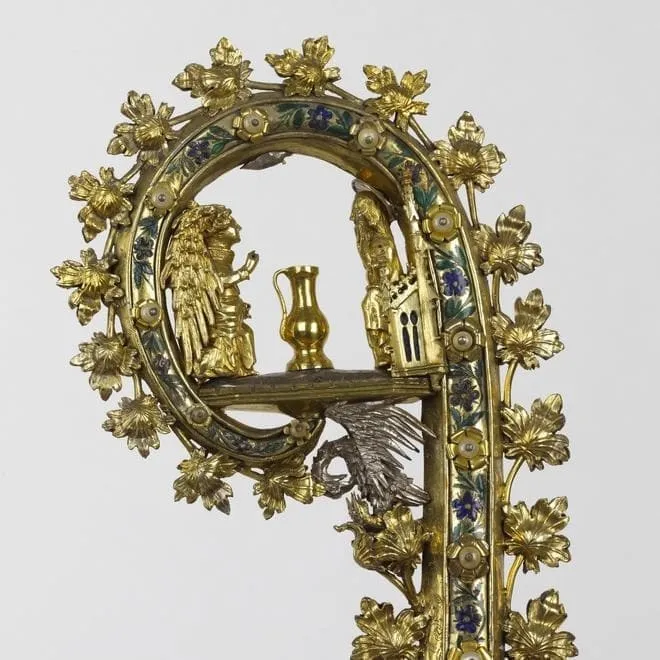O Dea Crozier and Mitre