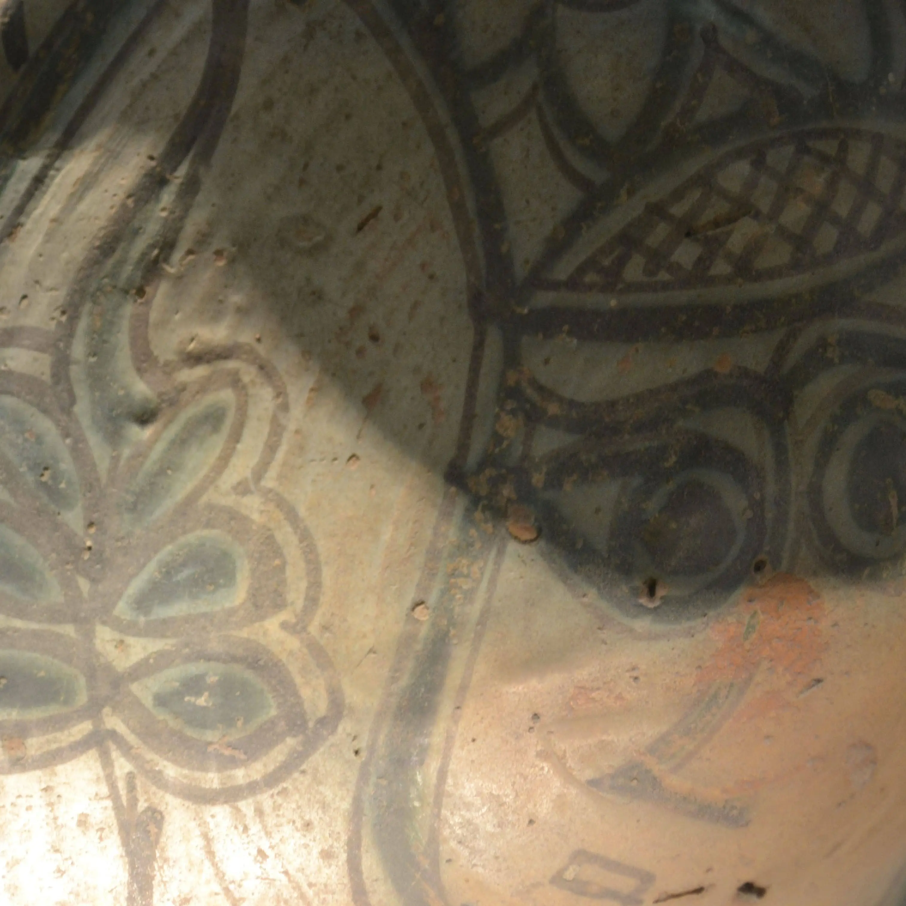 Dish with Crowned Woman Design